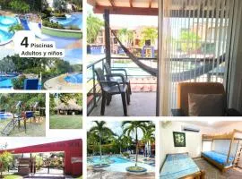 """Apartamento 2 Habit en Ciudadela del Sol -Condominio, 4 piscinas, a una cuadra del parque"""