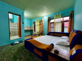 Rest N Refresh Guest House, hotel v destinaci Anantnāg