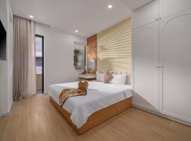 June House - Walk to Dragon Bridge, villa in Da Nang