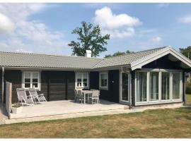 Amazing Home In Ramdala With Wifi, plážový hotel v destinaci Ramdala