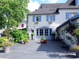 Maison CHILO, hotel v destinaci Barcus