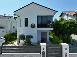 Edem Villa Park