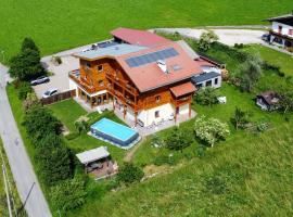 Residence Zirmer Wohnung Erde、カステルロットのホテル