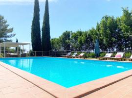 Relais Casale Il Poggetto VILLA PAOLA by Zoom In Earth, hotel v destinaci Cecina
