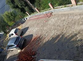 Compare Royal INN، فندق في شيلونغ