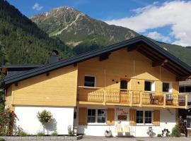 Haus Idili, hotel v destinaci Sankt Gallenkirch
