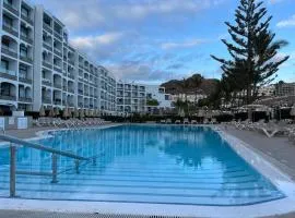 Riviera Paradise