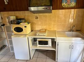 Agréable studio 2024, hôtel à Laroquebrou