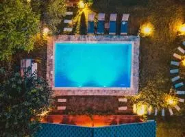 Ağaç Ev Sapanca - Isıtmalı Havuzlu Villa