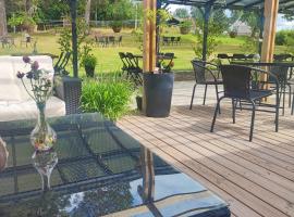 Sjugare Gård Glamping, chata v destinaci Leksand