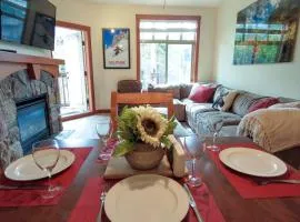 Deluxe Solitude Mountain Ski in-out 2bd-2ba Condo