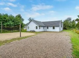 Pet Friendly Home In Rømø With Kitchen
