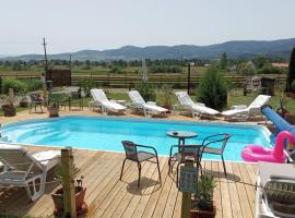 Casa Genesini, Hotel mit Pools in Miercurea Ciuc