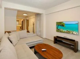 Nikiti Cozy Summer Maisonette