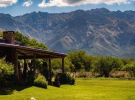 caba&ntilde;as Villa de las rosas, hotel que acepta mascotas en Villa de las Rosas