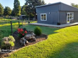 Oak Lodge, Unterkunft in Taheke