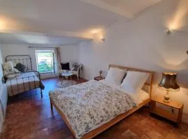 Belle chambre dans maison de charme