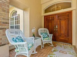 Quiet and Cozy 3 beds 3 baths in Spring Hill with heated Pool and Hot Tub