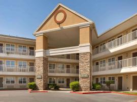 Extended Stay America Suites - Bakersfield - California Avenue, hotel poblíž Letiště Meadows Field    - BFL, Bakersfield