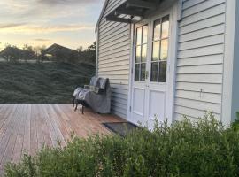 Ohariu Farm Cottage, κατάλυμα σε φάρμα σε Johnsonville