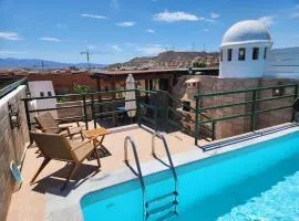 ÁTICO DUPLEX ESPECTACULAR MARMOLADO con PISCINA PRIVADA!