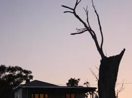 The Gregan Retreat with private beach