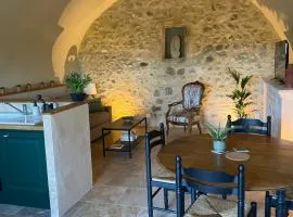 Le Mas du Rochet - Gîte à la campagne avec spa privé - 2 à 4 pers