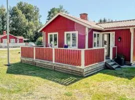 6 person holiday home in VIRSERUM