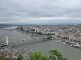布达佩斯中心民宿