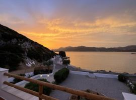 San Giorgio Leros, hotel i Drymonas