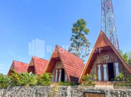 Glamping Pengilon Edupark Mitra RedDoorz, hotel v destinaci Temanggung