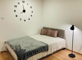 Studio apartman - herlla, hotel in Velika Gorica
