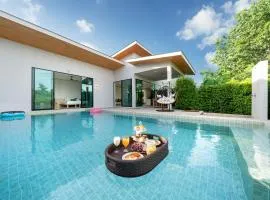 Garden pool villa V110