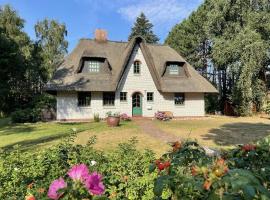 Haus-Seemoewe, hotel i Süddorf