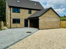 5-Bedroom Cottage, New Waltham, Grimsby