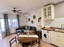 Apartamento Can REMIGI, Centro del Pueblo con Aire Acondicionado