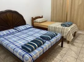 Casa Sto Antônio - 8 min pela Dutra até o Santuário