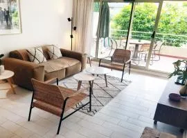 Saint Tropez centre en style Piscine AC mer 100m