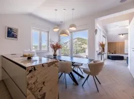 Bacchus luxury