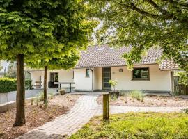 vakantiehuis ALAISE, hotel a Koksijde