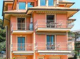 Kriss Apartments, hotel in Deiva Marina