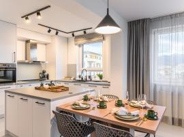 KOA - Twin Tower, hotel di Braşov