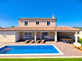 Villa Terrana, ξενοδοχείο σε Rovinjsko Selo