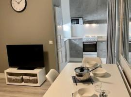 Saunallinen yksiö järvinäköalalla keskustassa, Hotel in Pieksämäki