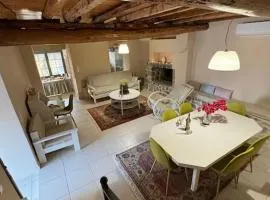 Traditional maisonette just 15' from Kalamata