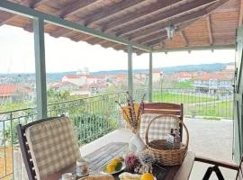 Traditional maisonette just 15' from Kalamata