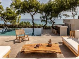 Bozonos Villa - Beachfront Simplicity with Heated Pool, ξενοδοχείο στο Αμμούδι
