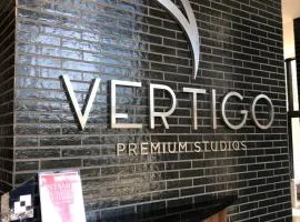 Vertigo Premium Studios - Com berço e colchão infantil