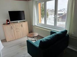 Studio 2 personnes tout équipé, place to stay in Glovelier