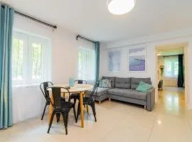Apartament w Sopocie w przyziemiu by Grand Apartments